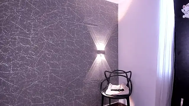 Snapshot of Miss_Charlottet chatting on 10-06-25, 09:45 Miss Charlottet online show from 10-06-25, 09:45