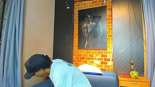 Snapshot of AlanCutee chatting on 11-09-25, 12:25 AlanCutee online show from 11-09-25, 12:25