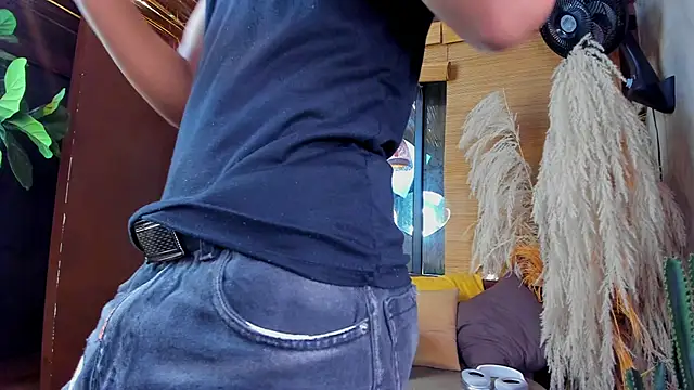 Snapshot of AlanCutee chatting on 11-28-25, 11:46 AlanCutee online show from 11-28-25, 11:46