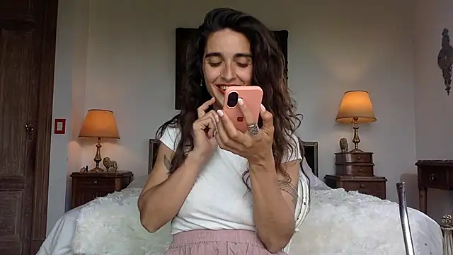 Snapshot of venuslibre chatting on 10-05-25, 03:43 venuslibre online show from 10-05-25, 03:43