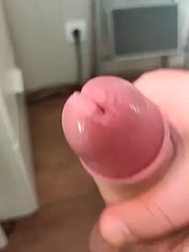 TobyDick13 online show from 09-13-25, 06:35