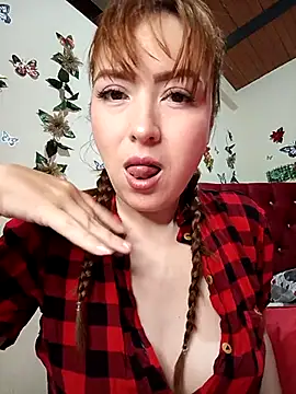 valery-lyma online show from 11-19-25, 04:45