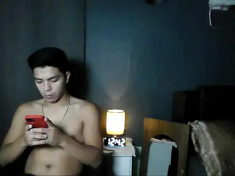 Snapshot of Hunky_paul chatting on 06-26-26, 08:41 Hunky paul online show from 06-26-26, 08:41