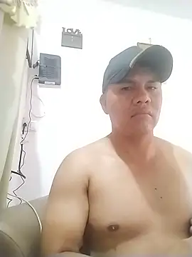 Snapshot of sexyindio07 chatting on 06-12-26, 01:54 sexyindio07 online show from 06-12-26, 01:54