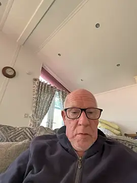 philefc online show from 03-04-26, 04:35