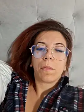 Anayssa  online show from 09-28-25, 08:25