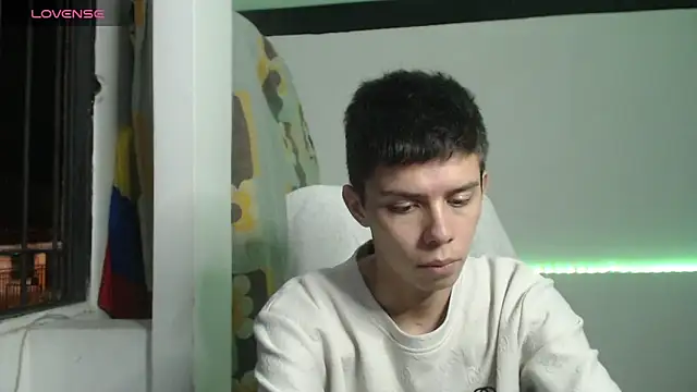 JhoanVelezModel online show from 10-22-25, 02:56