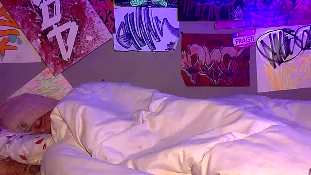 3615-ULLA online show from 03-24-26, 12:37