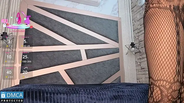 Clhoee  online show from 11-17-25, 03:34