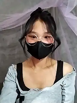 saronla 03 online show from 12-13-25, 08:04