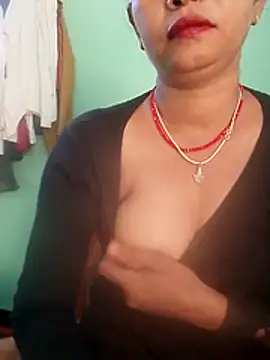 Snapshot of Chandrakanta-Devi chatting on 11-06-25, 07:31 Chandrakanta-Devi online show from 11-06-25, 07:31