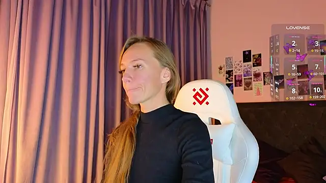 Snapshot of Jesica_mooon chatting on 09-26-25, 01:31 Jesica mooon online show from 09-26-25, 01:31