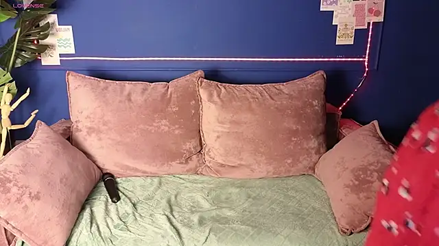 Snapshot of Jesica_mooon chatting on 10-10-25, 01:37 Jesica mooon online show from 10-10-25, 01:37