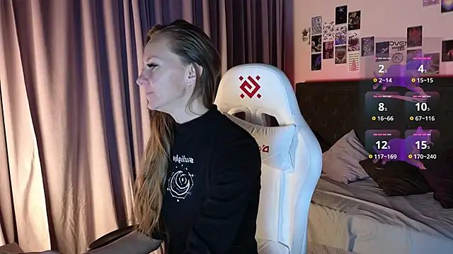 Snapshot of Jesica_mooon chatting on 11-07-25, 01:27 Jesica mooon online show from 11-07-25, 01:27