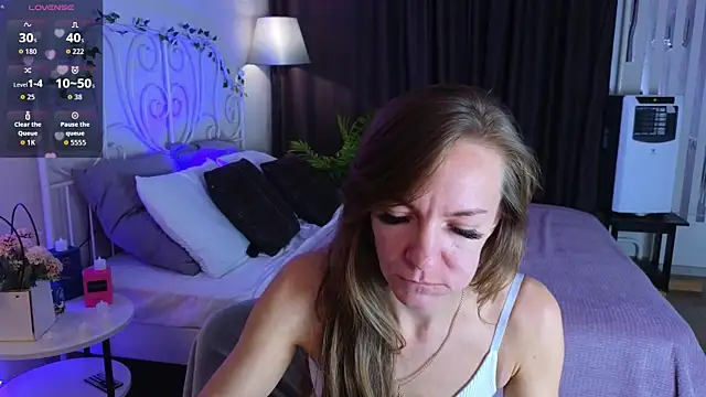 Snapshot of Jesica_mooon chatting on 11-27-25, 01:29 Jesica mooon online show from 11-27-25, 01:29