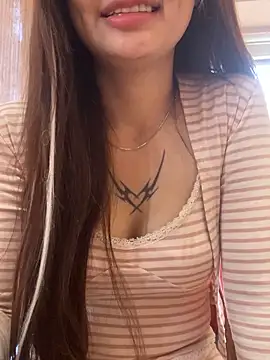   BabyShowPublic   online show from 02-15-26, 09:19