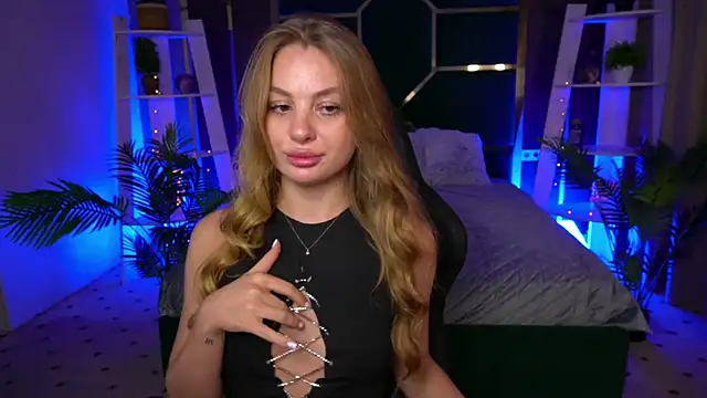 AngyyEyess online show from 11-22-25, 01:15