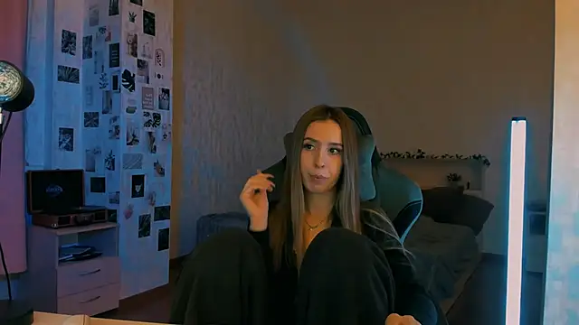 yourrdanceteacher online show from 11-13-25, 07:35