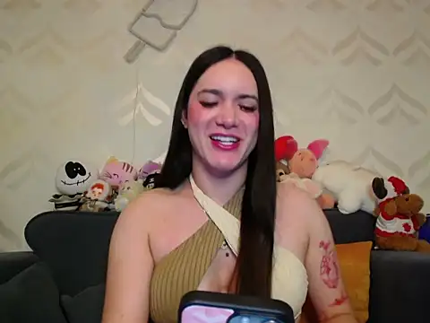 Snapshot of Yhanbeaufort18 chatting on 09-21-25, 11:12 Yhanbeaufort18 online show from 09-21-25, 11:12