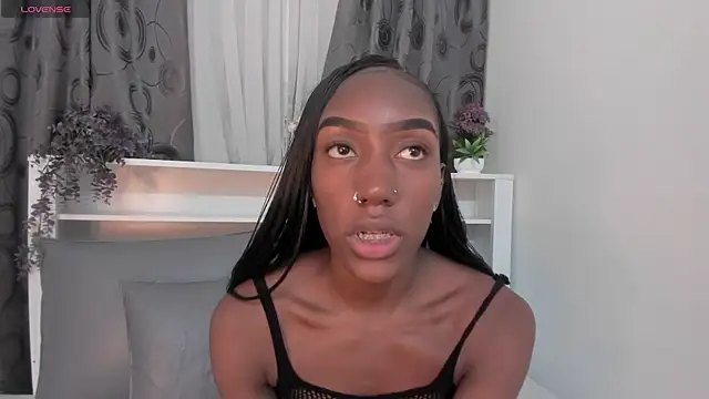 Mistt Mia online show from 10-02-25, 07:54