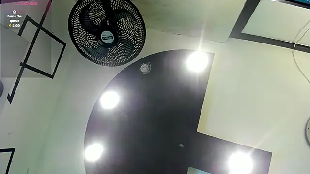 SamaraAnders  online show from 04-16-26, 04:46