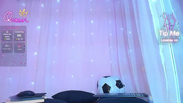 SunnyGilmoree online show from 07-01-26, 07:57