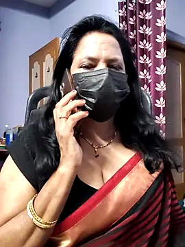 Snapshot of mallu-lover chatting on 10-08-25, 01:14 mallu-lover online show from 10-08-25, 01:14