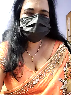 Snapshot of mallu-lover chatting on 10-12-25, 07:18 mallu-lover online show from 10-12-25, 07:18