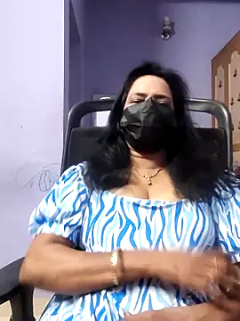 Snapshot of mallu-lover chatting on 10-16-25, 01:45 mallu-lover online show from 10-16-25, 01:45