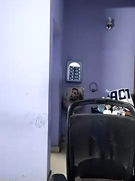 mallu-lover online show from 03-26-26, 03:34