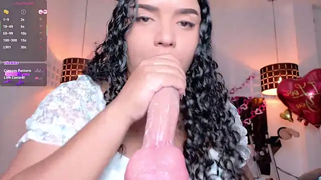 emily perezz online show from 02-13-26, 07:54