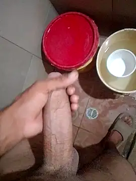 Snapshot of shessAz chatting on 09-27-25, 08:25 shessAz online show from 09-27-25, 08:25