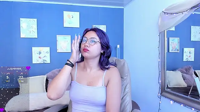 Snapshot of Nova_allen chatting on 11-18-25, 11:26 Nova allen online show from 11-18-25, 11:26