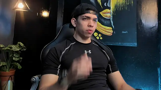 Snapshot of Eryonbradley chatting on 11-18-25, 11:36 Eryonbradley online show from 11-18-25, 11:36