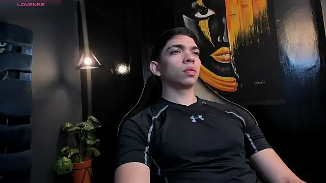 Snapshot of Eryonbradley chatting on 12-03-25, 11:19 Eryonbradley online show from 12-03-25, 11:19