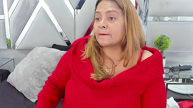 MonzerratBoyer online show from 04-18-26, 07:58