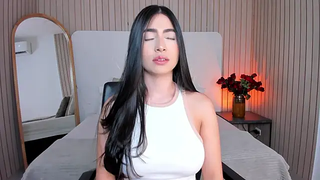 Snapshot of EmelyParker chatting on 08-01-26, 02:22 EmelyParker online show from 08-01-26, 02:22