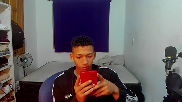 JuanchiT66 online show from 10-22-25, 02:56