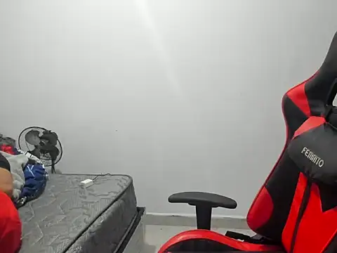 JuanchiT66 online show from 11-26-25, 04:35