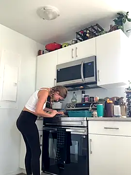 Snapshot of myasecrets chatting on 09-14-25, 06:40 myasecrets online show from 09-14-25, 06:40