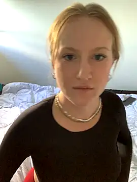 Snapshot of myasecrets chatting on 10-16-25, 10:33 myasecrets online show from 10-16-25, 10:33