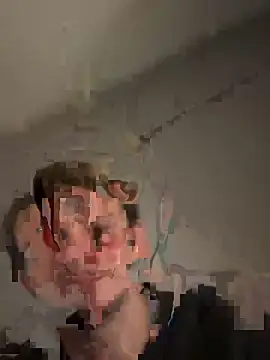 Snapshot of StoneyCam chatting on 11-04-25, 11:37 StoneyCam online show from 11-04-25, 11:37