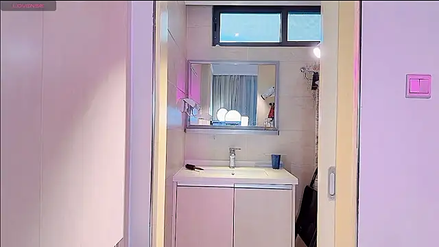 lucy-66 online show from 10-12-25, 09:08