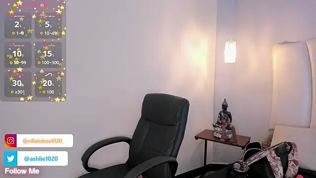 MiaVillalobos online show from 10-25-25, 08:22