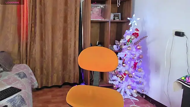 Snapshot of JamesDeker chatting on 11-25-25, 02:50 JamesDeker online show from 11-25-25, 02:50