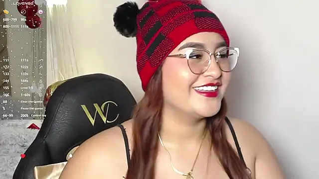 Snapshot of heluejamil chatting on 11-24-25, 08:19 heluejamil online show from 11-24-25, 08:19