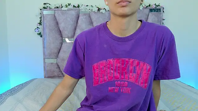 lana and liam  online show from 11-04-25, 09:30