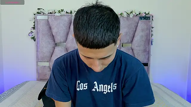 lana and liam  online show from 11-09-25, 10:46