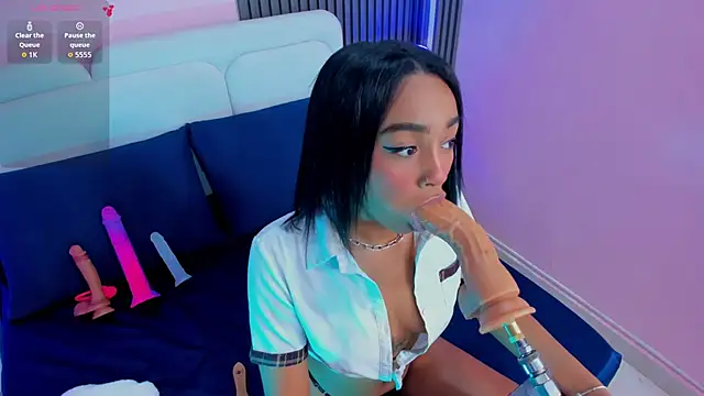 Clawdeen  wolf online show from 04-02-26, 08:28