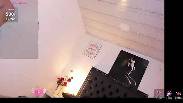 Snapshot of ScarlettVell chatting on 11-15-25, 08:44 ScarlettVell online show from 11-15-25, 08:44